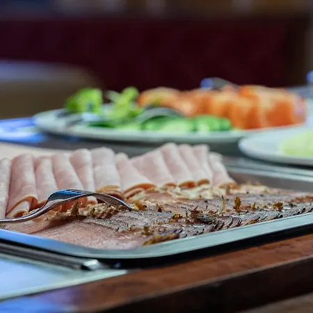 Eckartauerhof Отель Майрхофен