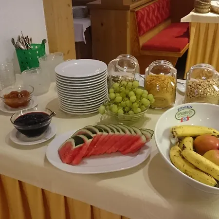 Eckartauerhof Майрхофен